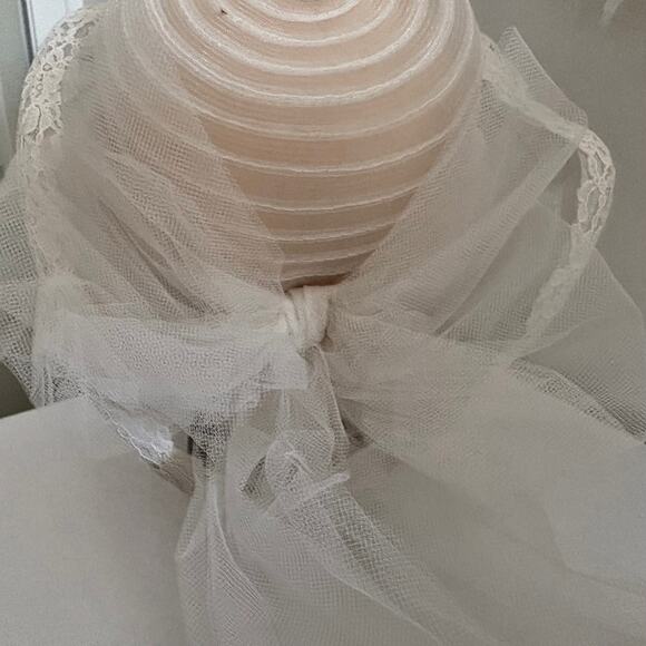 Vintage Bridal Wedding Veil Structured Hat Lace Tulle Bow Swirl Romantic OS main image 10